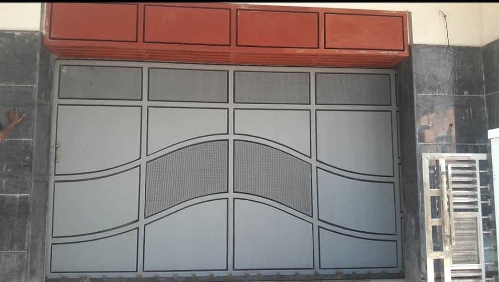 Modern Mild Steel M S S Garage Door, For Home