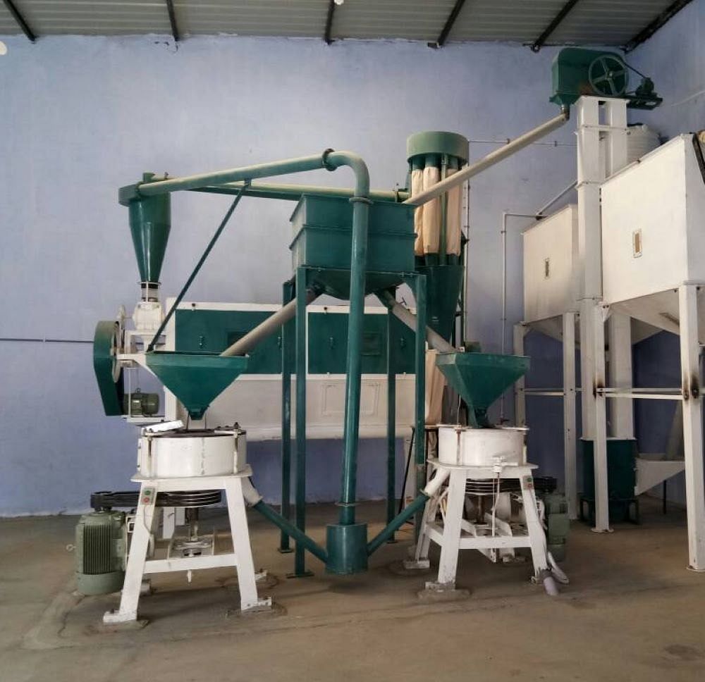 Motor Power: 12 HP Industrial Wheat Flour Machine