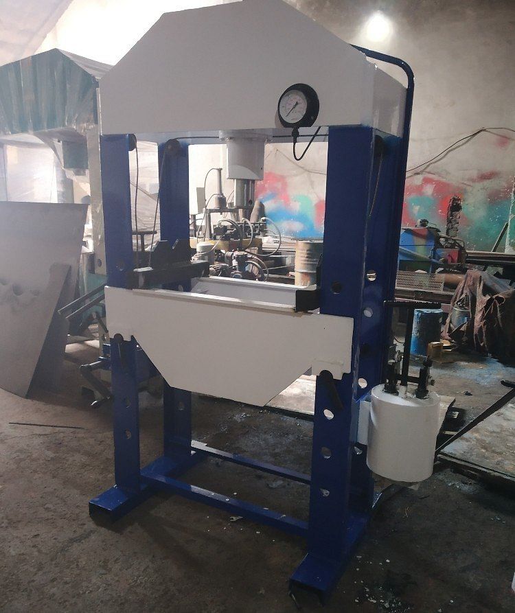 MS Blue & White Hand Operated Hydraulic Press, Automation Grade: Manual