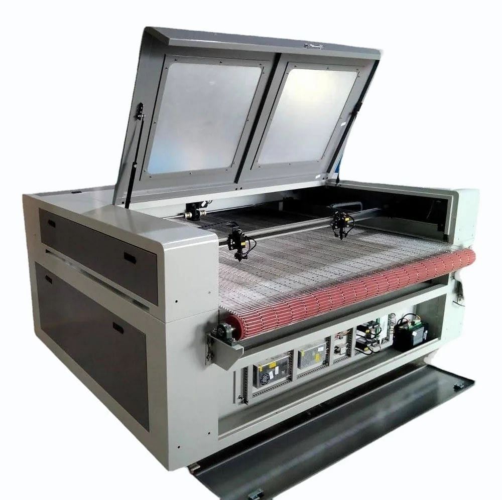 MS Cloth And Fabric Laser Cutting Machine