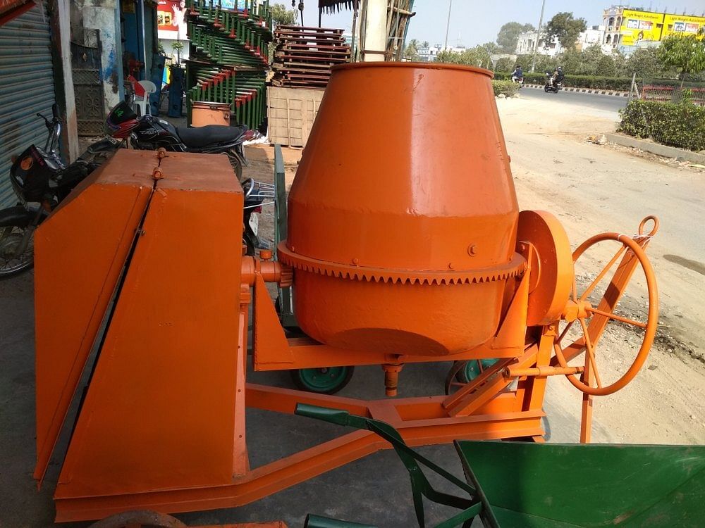 New Unitech Medium Concrete Mixer, Model/Type: Mx 30