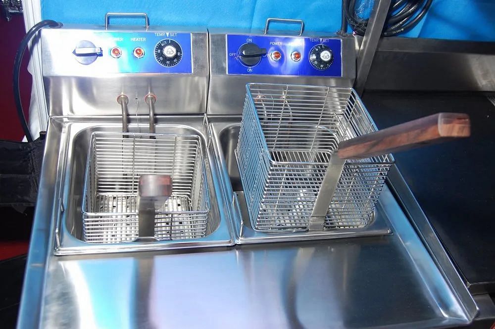 Nice Equipment SS Electric Double Deep Fryer, For Restaurant