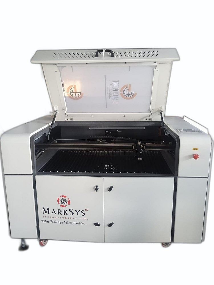 Non Metal Engraving and Cutting Machine