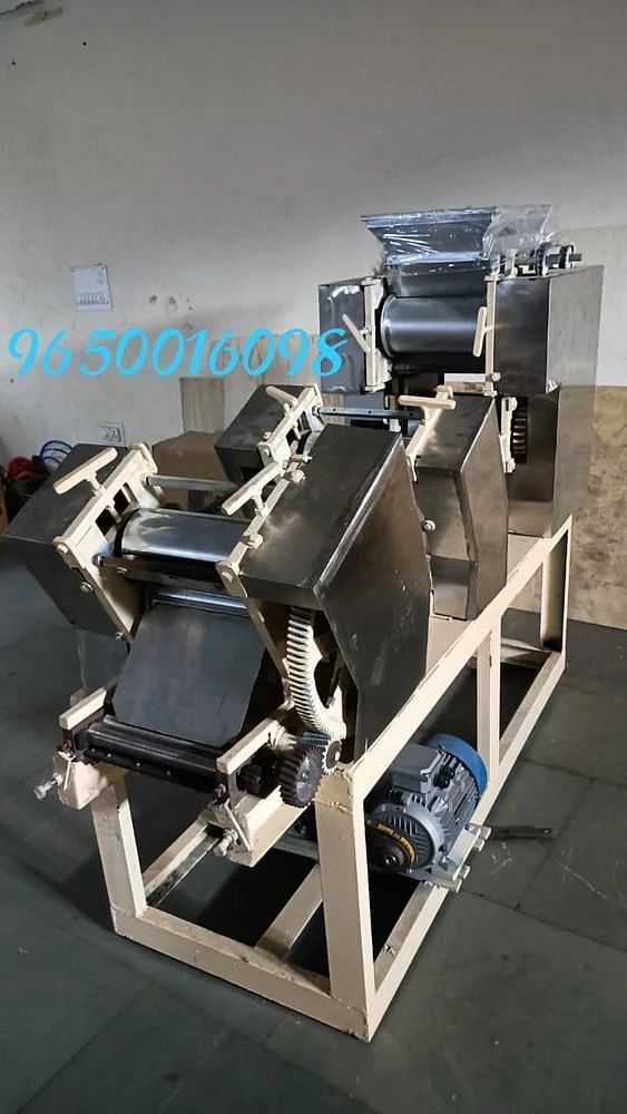 Noodle Making Machine, 3Kw, Capacity(kg/hr): 200