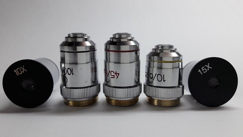 Objective Lenses set 10X, 45X(S.L), 100X Oil Immersion & Two Eye Pieces 10X WF, 15X Eye Piece