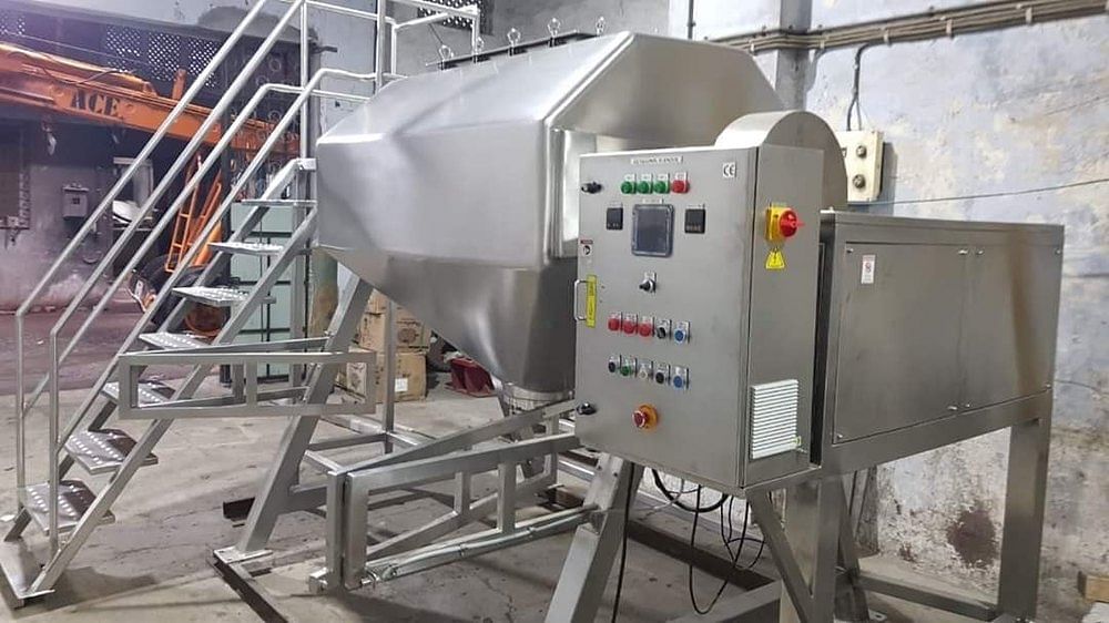 Octagonal Blender Mixer, Capacity: 5 Kgs To 2000kg/Hour, Model Name/Number: Sfe-ocb