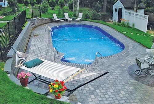 Oval Shaped Swimming Pools