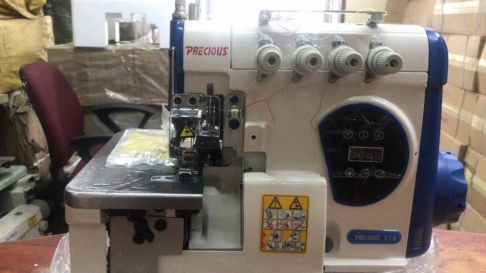 Overlock Sewing Machine