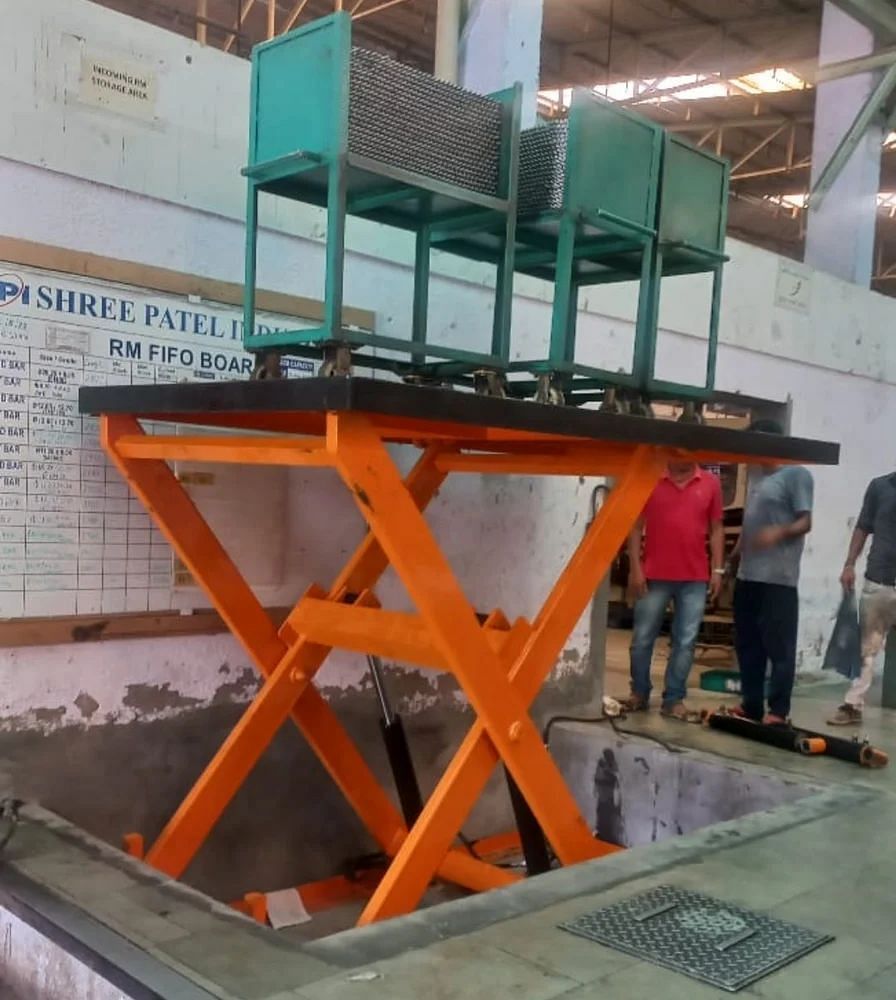 Pit Mounted Hydraulic Scissor Lift, Running Mode: Stationary, Capacity: 2-3 ton