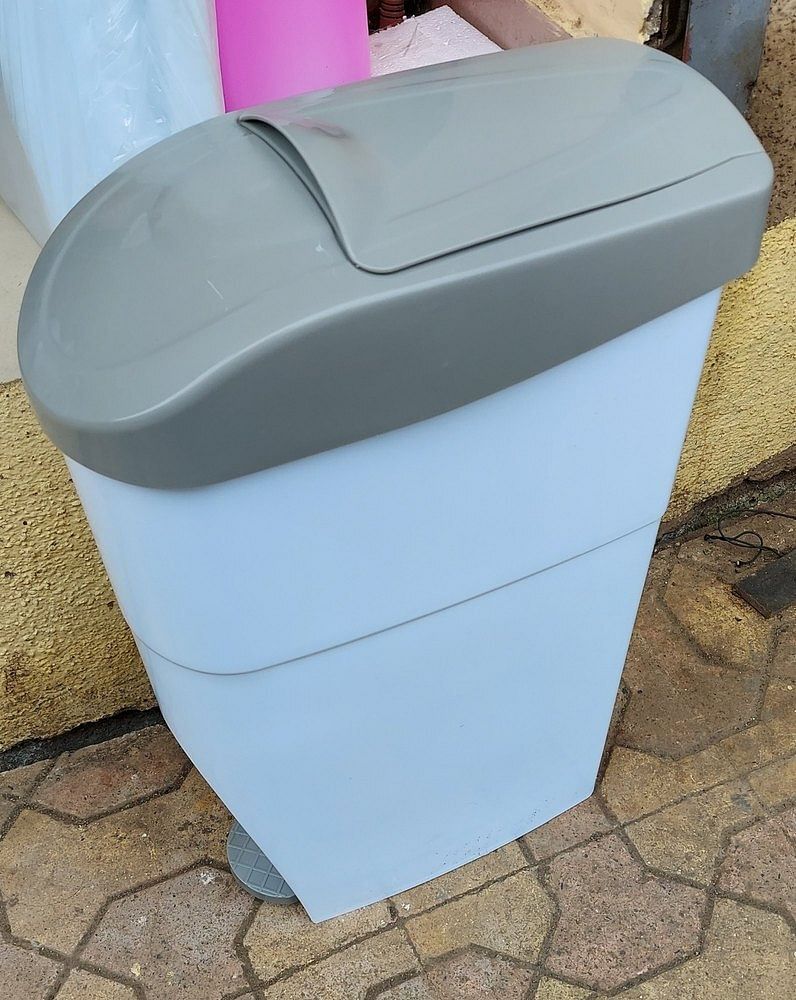 Plastic Female Sanitary Napkin Disposable Bin