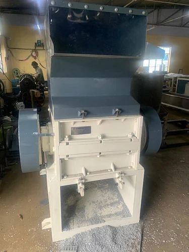 Plastic Scrap Grinder Machine