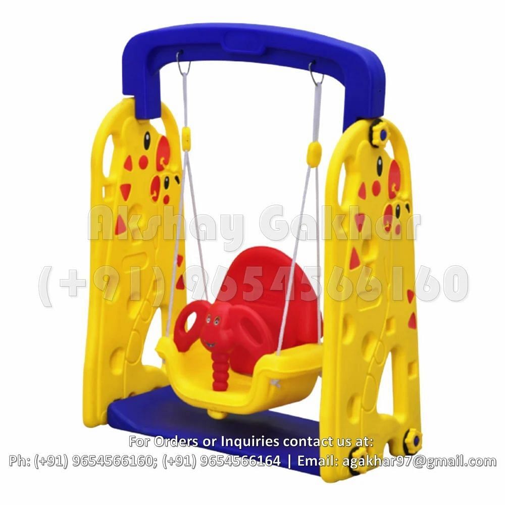 Plastic Super Giraffe Swing