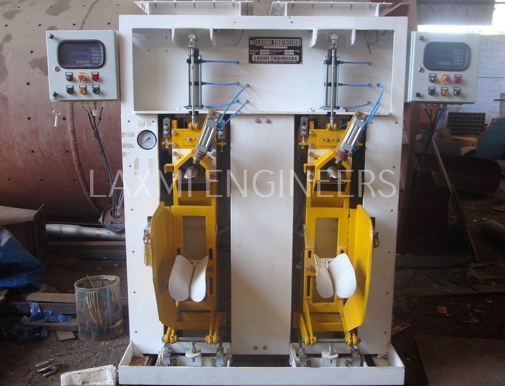 Pneumatically Operated Double Spout Bag Packing Machine, Laxmi 4, Capacity: 20 Tph