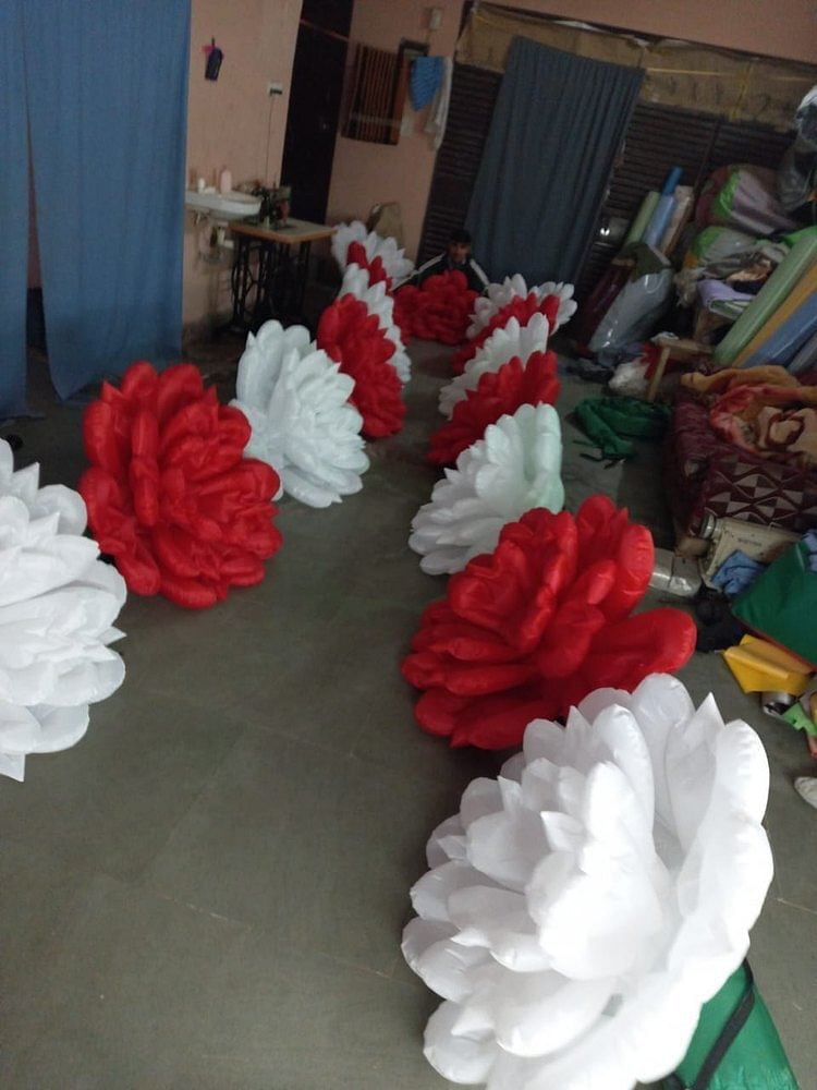 Polyester Inflatable Flowers