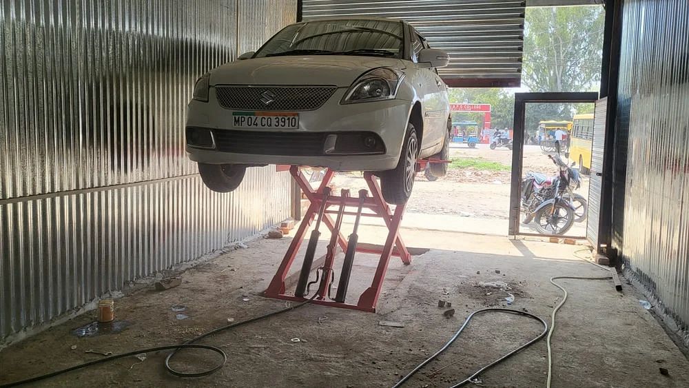 Portable Car Washing Scissor Lift