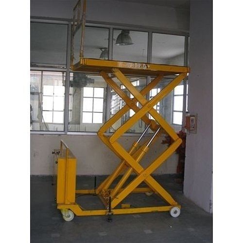 Portable Hydraulic Scissor Lift, Working Height: 10 feet, Capacity: 300 kg