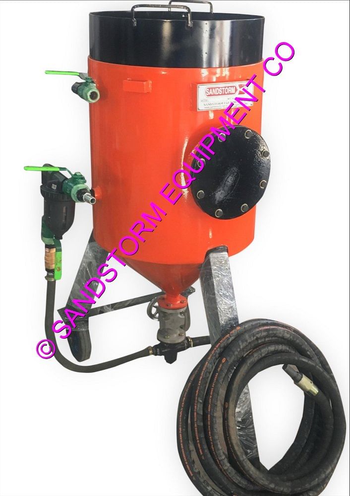 Portable Sand Blasting Machine, 500 Kg, 3 Hp