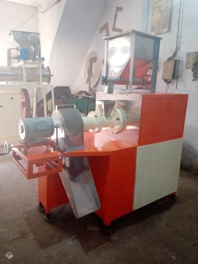 Poultry Feed Making Machinery, 100 kg per hr