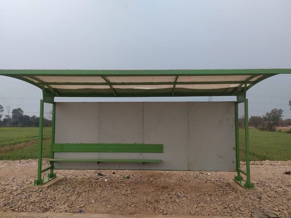 Prefab MS Bus Shelter, Shape: Tunnel