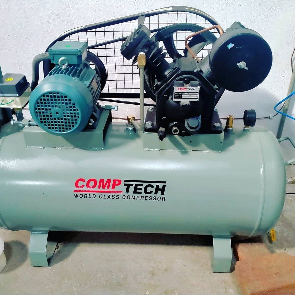 Reciprocating Air Compressor