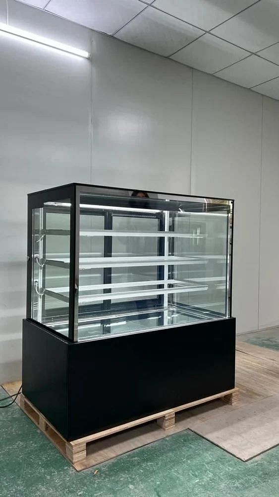 Rectangular Food Display Counter, For Bakery