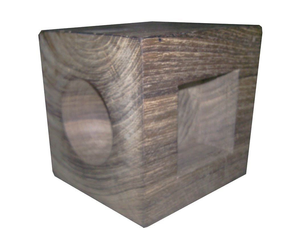 Red Cuboid with Cuts Wooden, Size/dimension: 2.5""x2.5""x2.5""