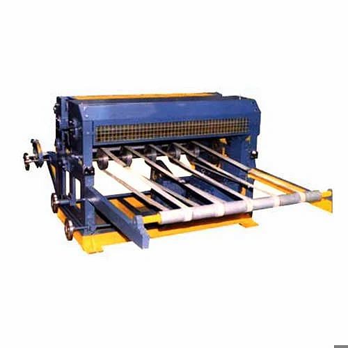 Reel To Sheet Cutting Machine