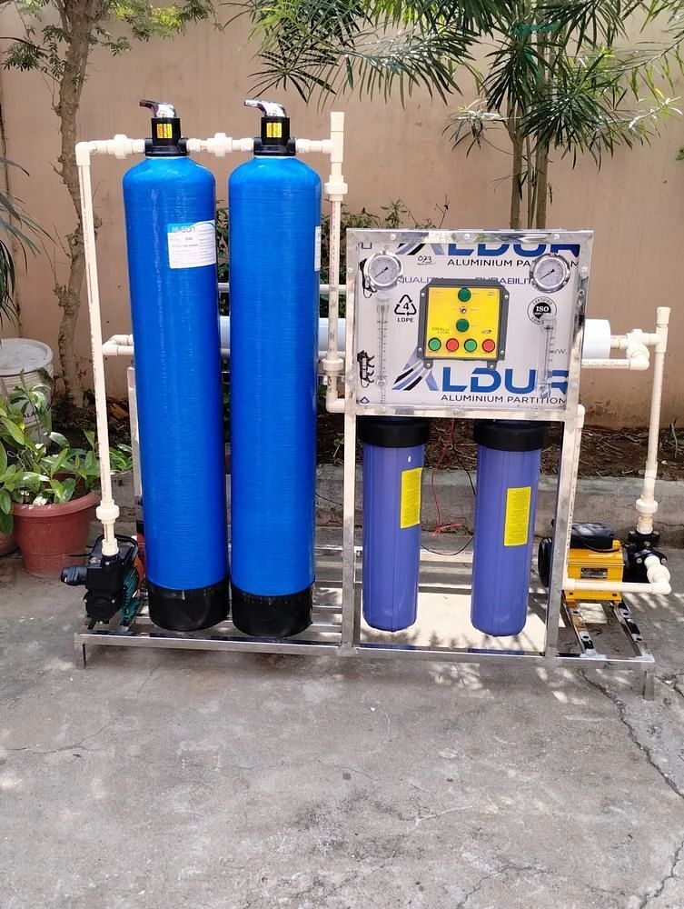 Reverse osmosis plant 250 lph, FRP