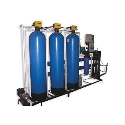 Reverse Osmosis RO Capacity: 2000-3000 (Liter/hour) 2000 LPH Fully Automatic Ro Plant, FRP