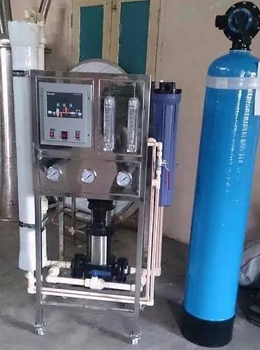 Reverse Osmosis Water Purification System 250 Lph R O Plant, Purification Capacity: 250 Liter, RO