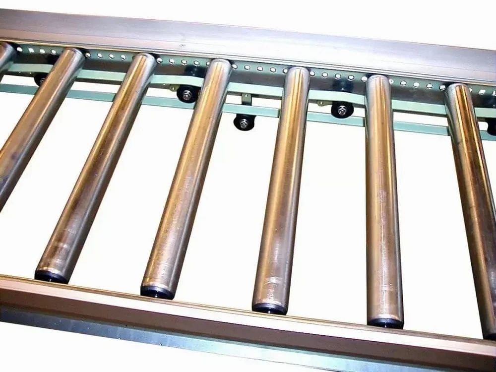 Roller Belt Conveyor, Load Capacity: Upto 200 kg