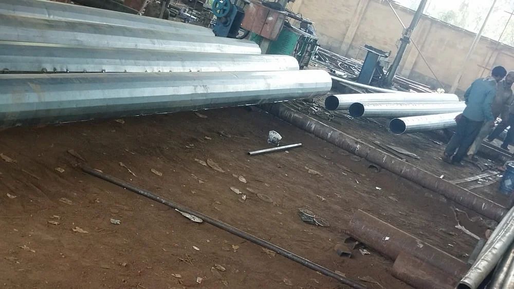 Round Tubular Steel Pole, Length: 7 m, <9m