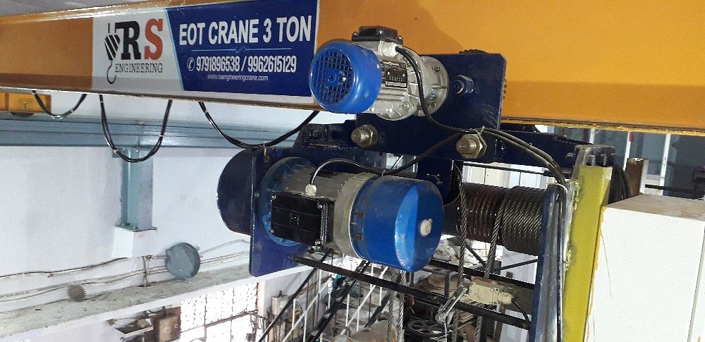 RS Engineering 3 Ton Single Girder EOT Cranes, Travel Speed: 10-15 m/min, Span: 1-10 m