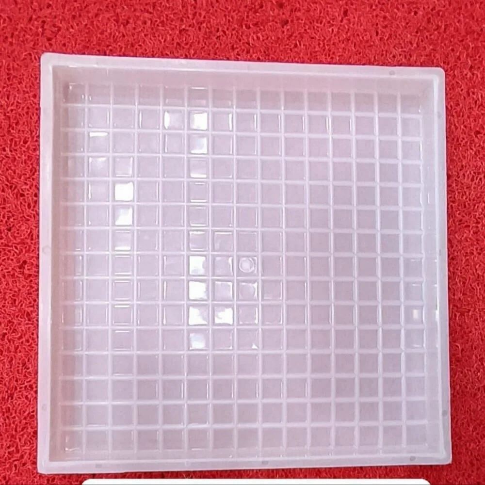 Rubber Round Pvc Chequered Tile Mould, For Cover Block