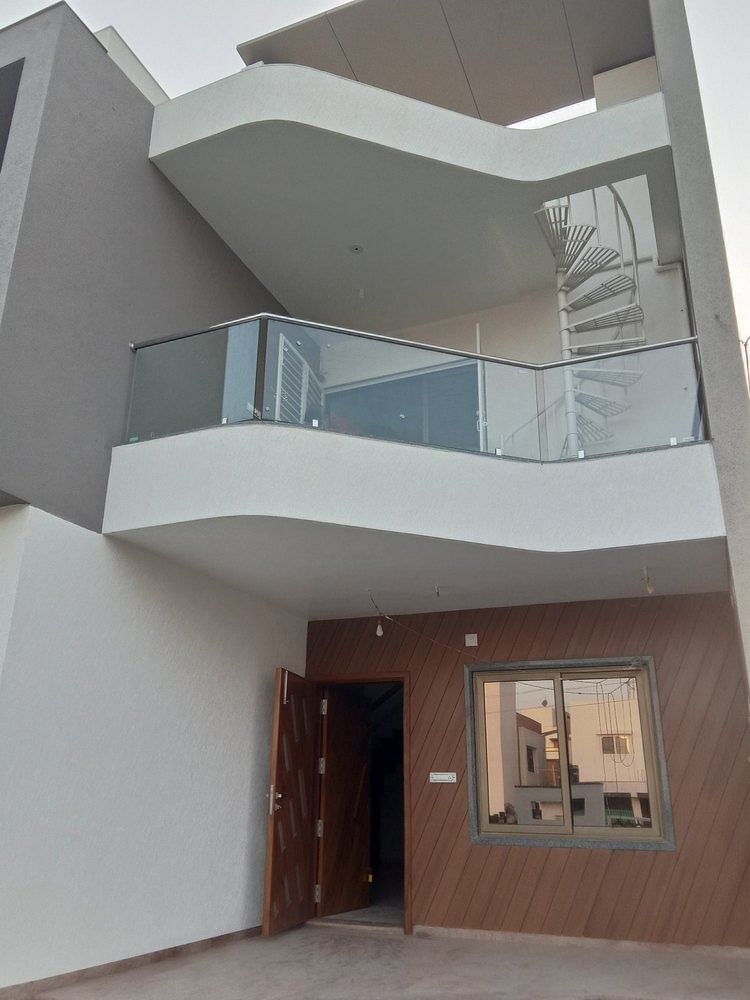 S S Balcony Railing With Glass