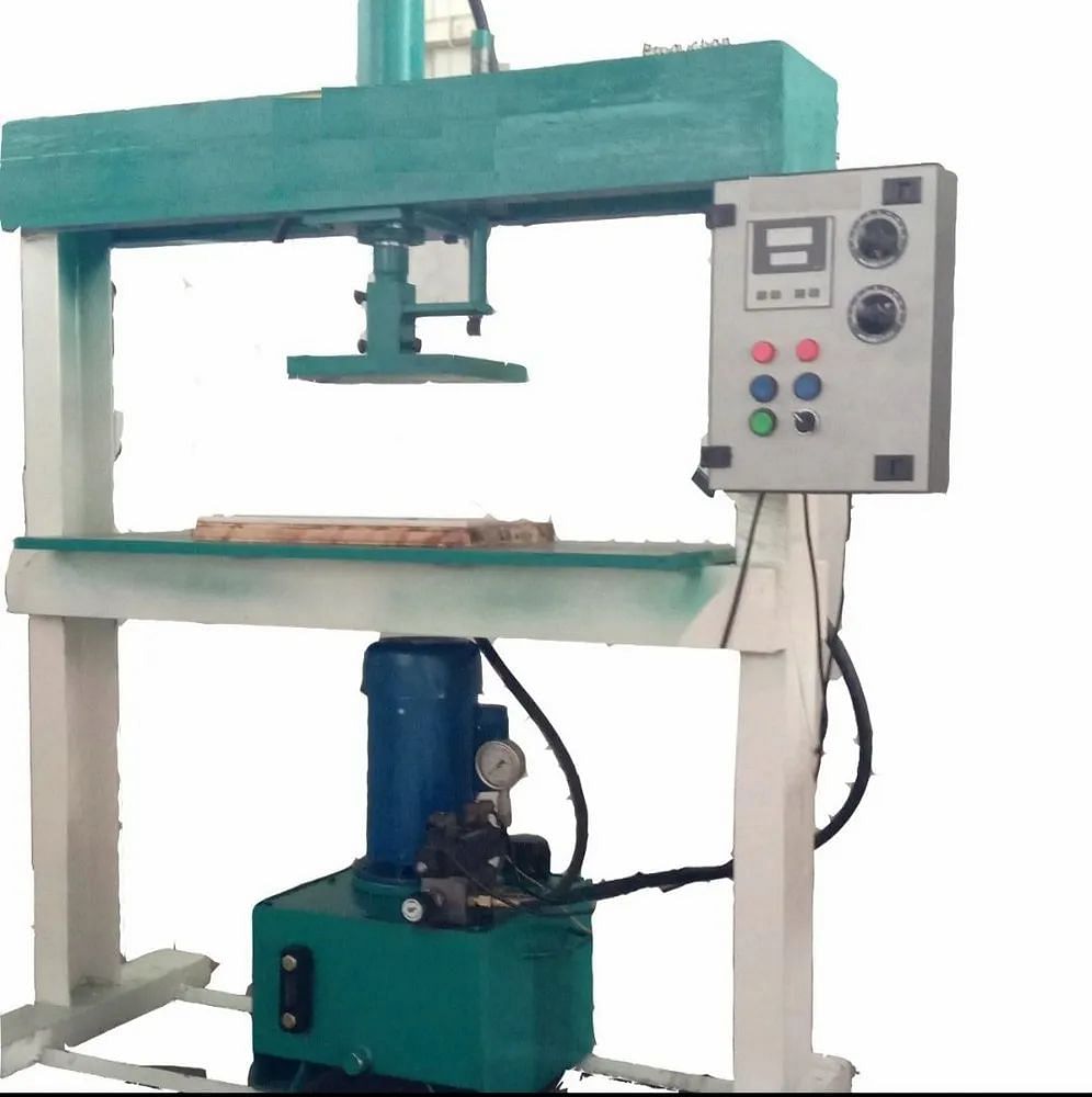 Sai Engineering Automatic Hydraulic Slipper Cutting Machine