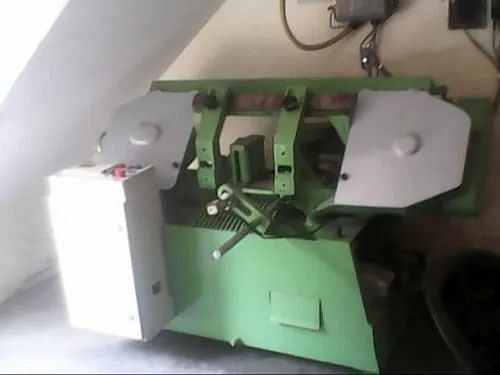 Sambi Mild Steel Pivot Semi Automatic Band Saw Machine, Capacity: 250mm