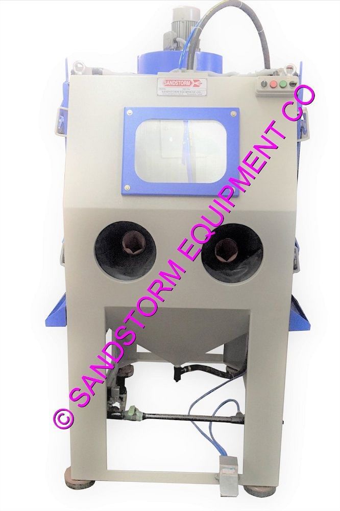 Sandstorm Manual Suction Blast Machines 3x3x3 Ft Chamber Size