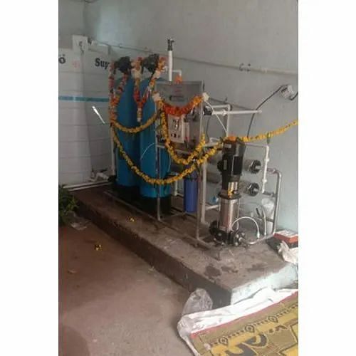 Sarita Bor Well Water,Purified. 1000 LPH Commercial RO Plant, RO Capacity: 2000-3000 (Liter/hour), Model Name/Number: SWT100