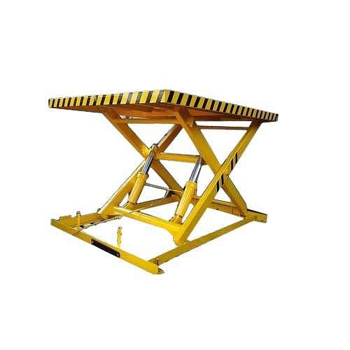 Scissor Lift, Working Height: 10 feet, Capacity: 0.3-0.5 ton