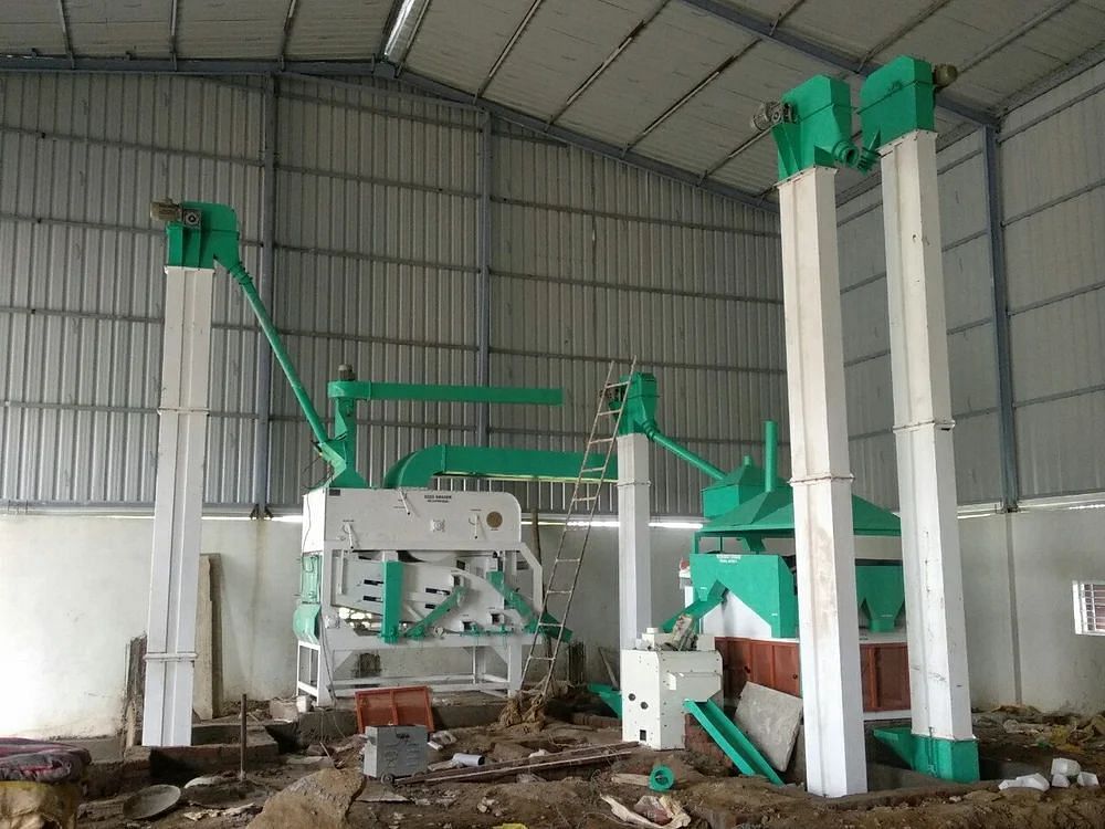 Semi-Automatic 2.5 TON PULSES GRADING PLANT, Three Phase