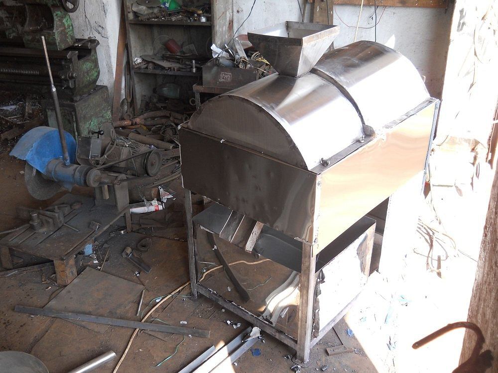 Semi-Automatic Amla Shredding Machine, 250kg/hours