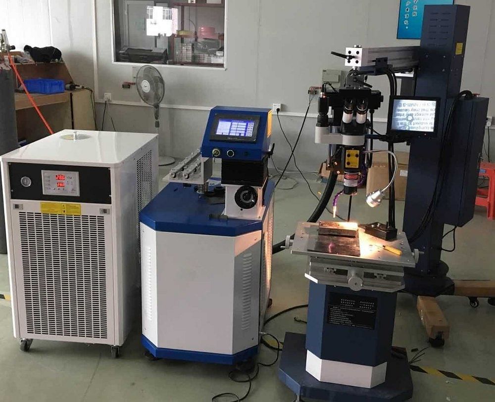 Semi-Automatic Crane Type Mould Laser Welding Machines