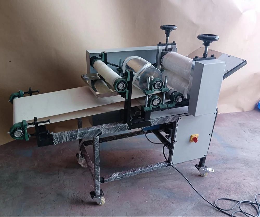 Semi Automatic Papad Making Machine Coimbatore, Production Capacity: 500 Kg Per Day