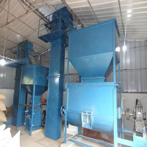 Semi-Automatic Semi Auto Poultry Feed Plant, For Industrial