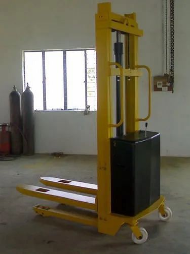 Semi Electric Stacker