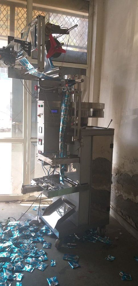 SEW Seed Granules Packaging Machines, Automation Grade: Automatic, 1.5 Kva