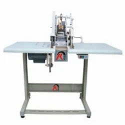 Shopping Bags Fully Automatic Non Woven Bag Handle Cutting Machine, Capacity: 6000 bags per hour, 220v Single Phase