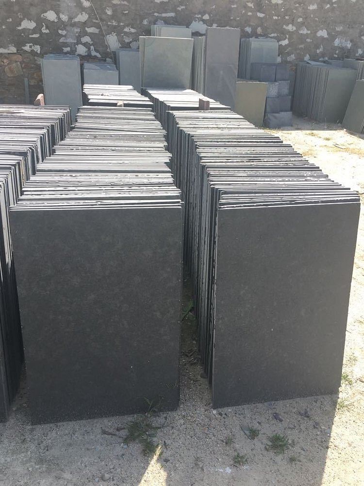 Shree Ji Black Kota Madras Slabs, For Flooring, Thickness: Upto 15 Mm