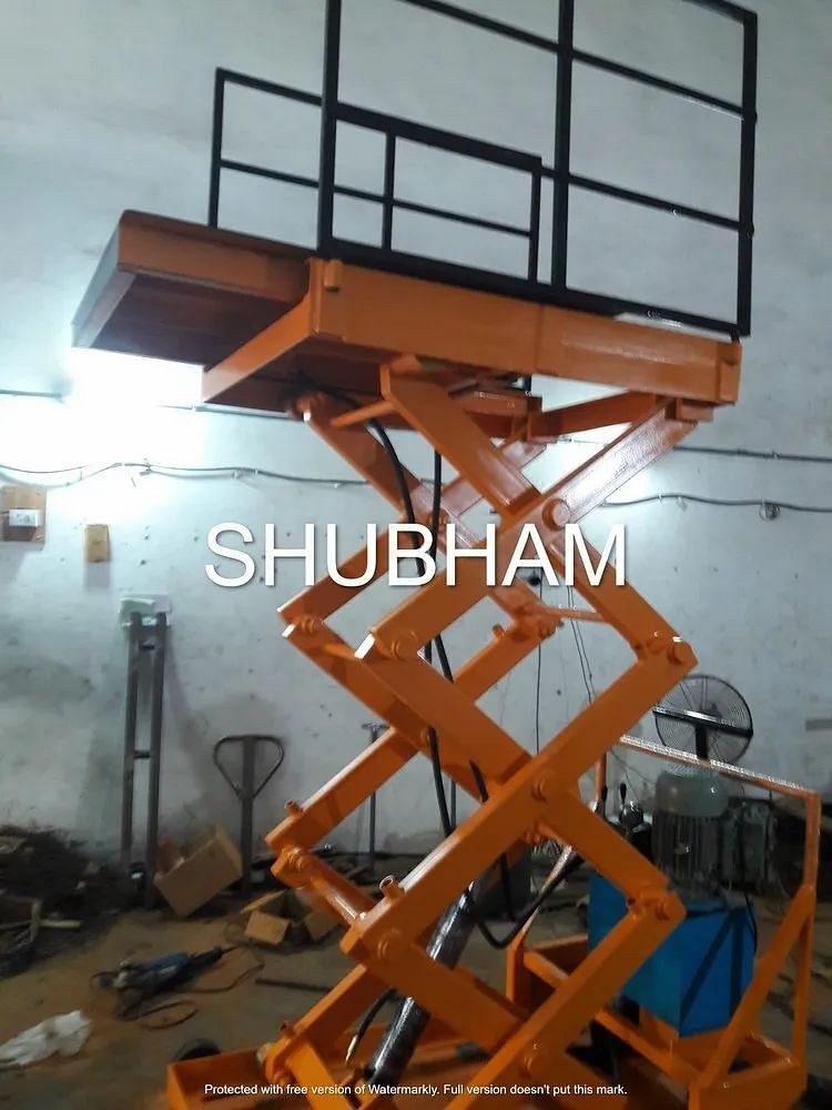 Shubham Engineering Hydraulic Scissor Lift Table With Sliding Platform, for Material Handling